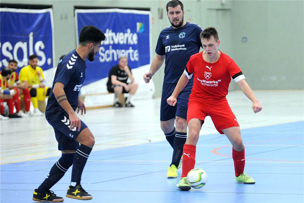 Die Futsaler von Holzpfosten Schwerte haben gegen den FC Niederrhein Soccer mit 5:1 gewonnen.