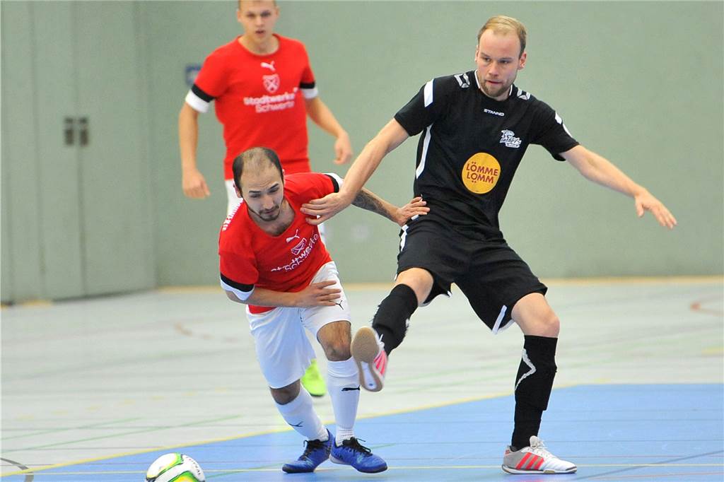 Die Futsaler von Holzpfosten Schwerte haben mit 4:3 gegen die Köln Panthers gewonnen.