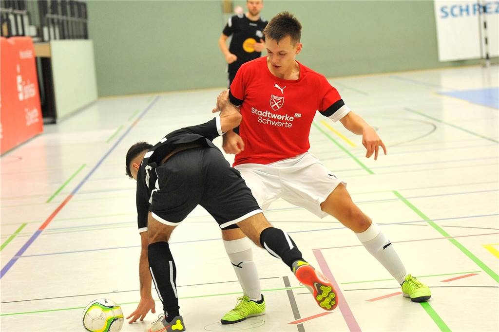 Die Futsaler von Holzpfosten Schwerte haben mit 4:3 gegen die Köln Panthers gewonnen.