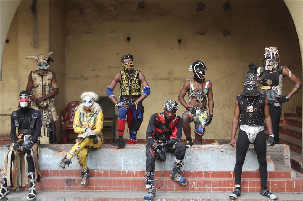 Musik, Open-Air-Kino und Literatur: Das neue Programm der Oude Marie Die Futuristic-Afrobeat-Gruppe "Fulu Miziki"