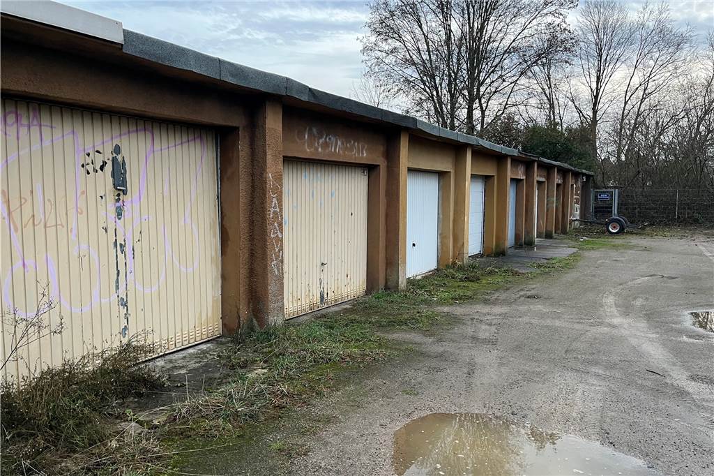 Garagenmiete: „Was die Stadt sich hier erlaubt, ist unverschämt“ Die Garagen, für die die Stadt Dortmund nun eine deutlich höhere Pacht verlangt, sind nicht unbedingt ein Anblick reiner Schönheit