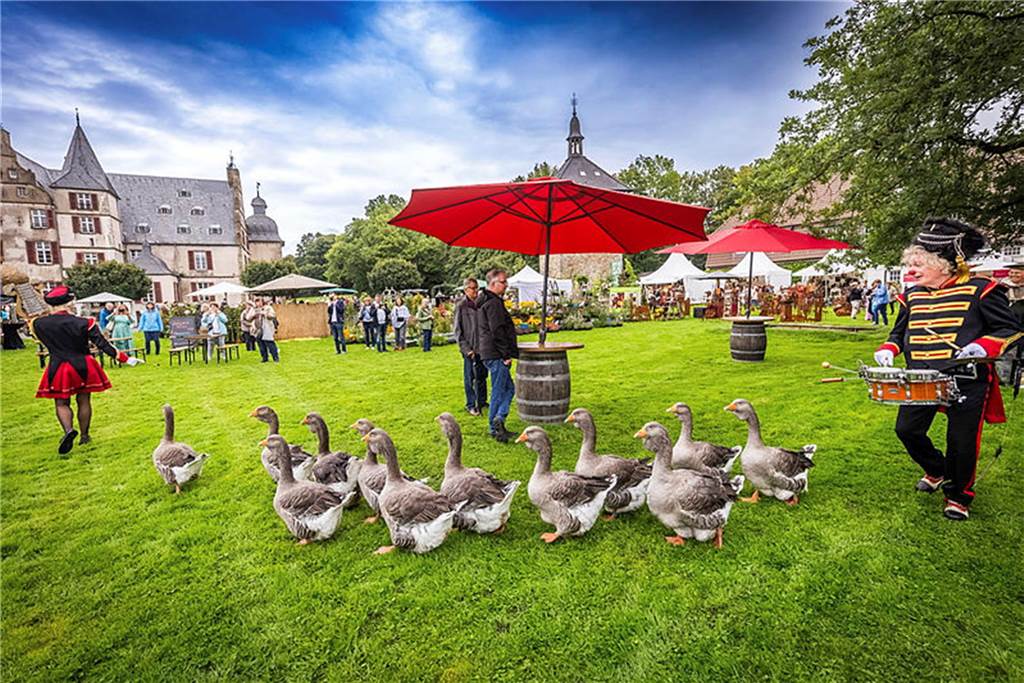 Die Gartenflair auf Schloss Bodelschwingh findet 2023 zum zehnten Mal statt.