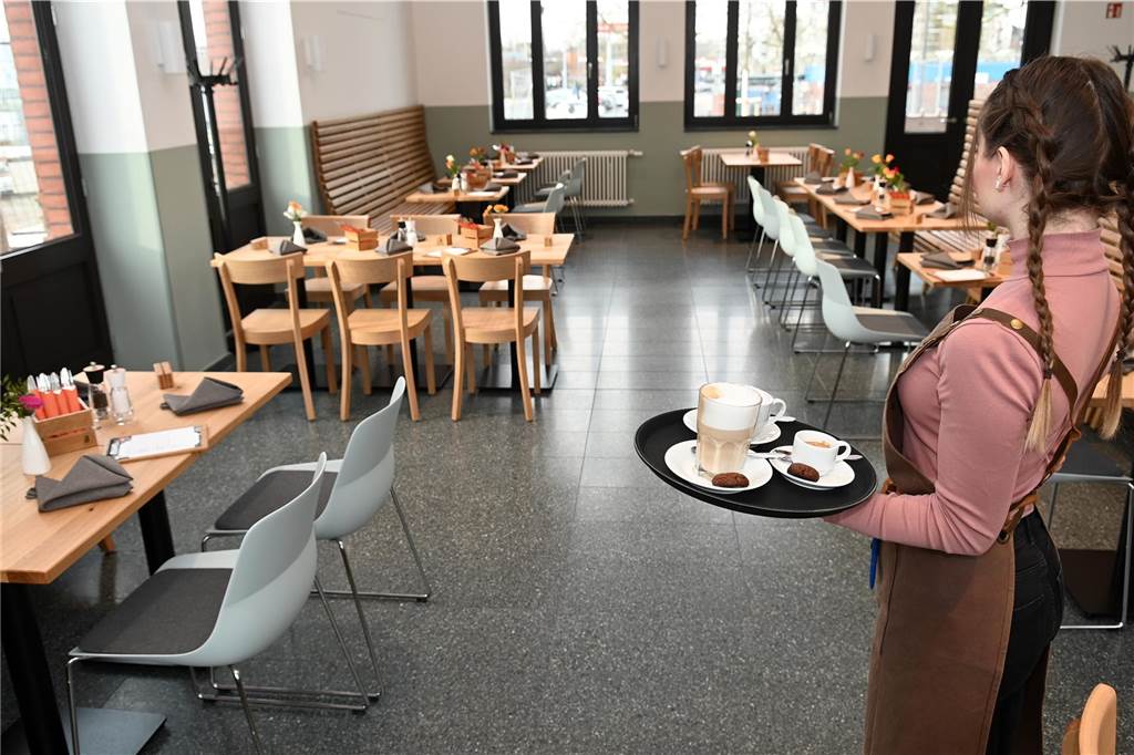 Die Gastronomie steht im Mittelpunkt des Gebäudes