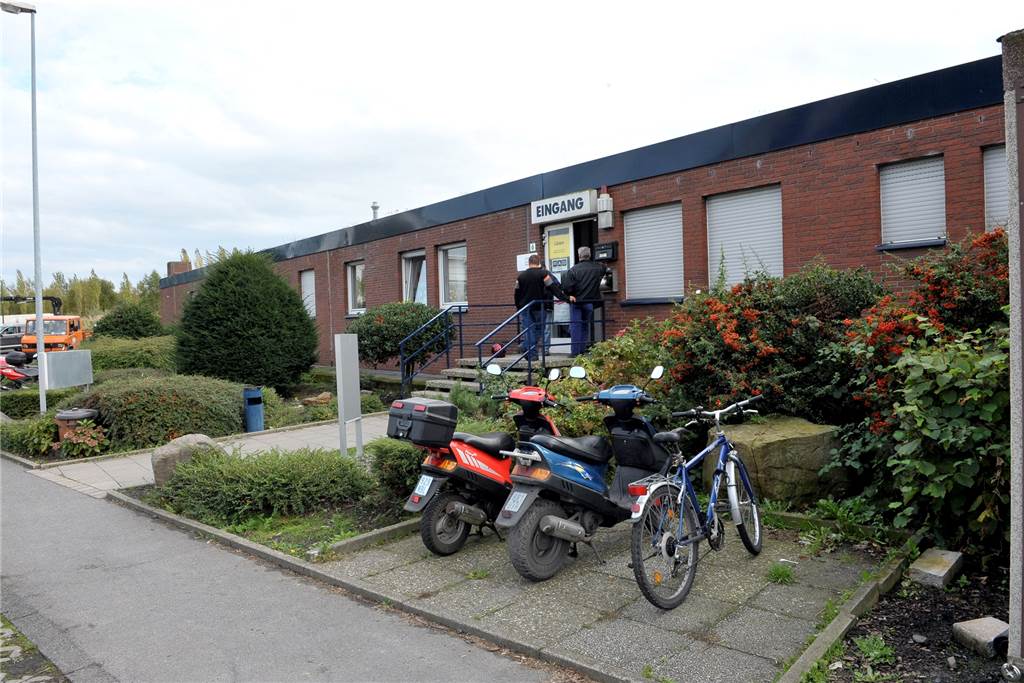 Brandvital-Gebäude Lünen: Tüv Nord ist nicht der einzige neue Mieter Die Gebäude der AIL am Kühlturm in Brambauer bleiben als kleine Dependance von Tüv Nord Bildung in Brambauer.