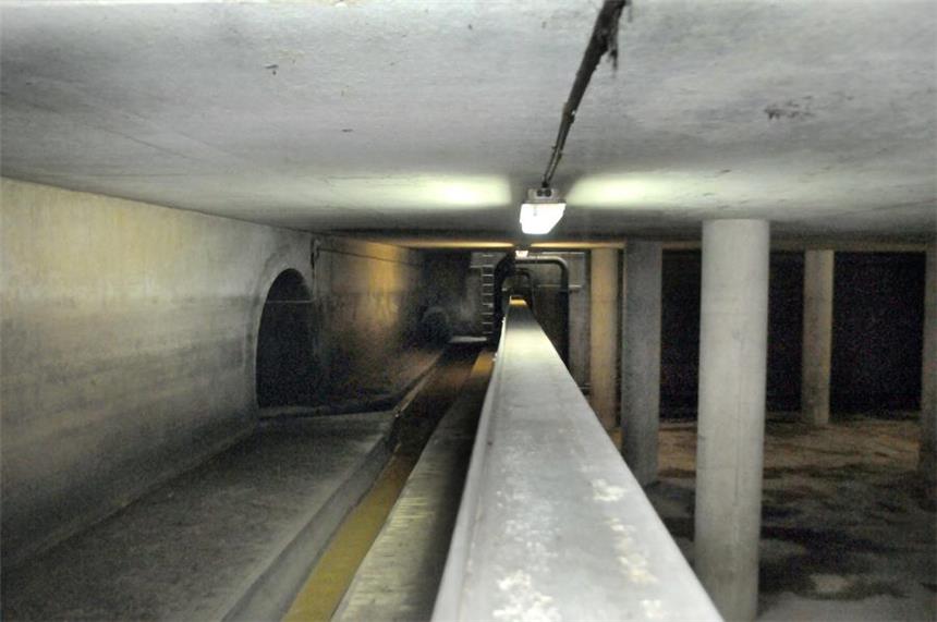 Das ist die größte künstliche Höhle in Schwerte Die geheimnisvolle Unterwelt des riesigen Regenrückhaltebeckens Im Bohlgarten.