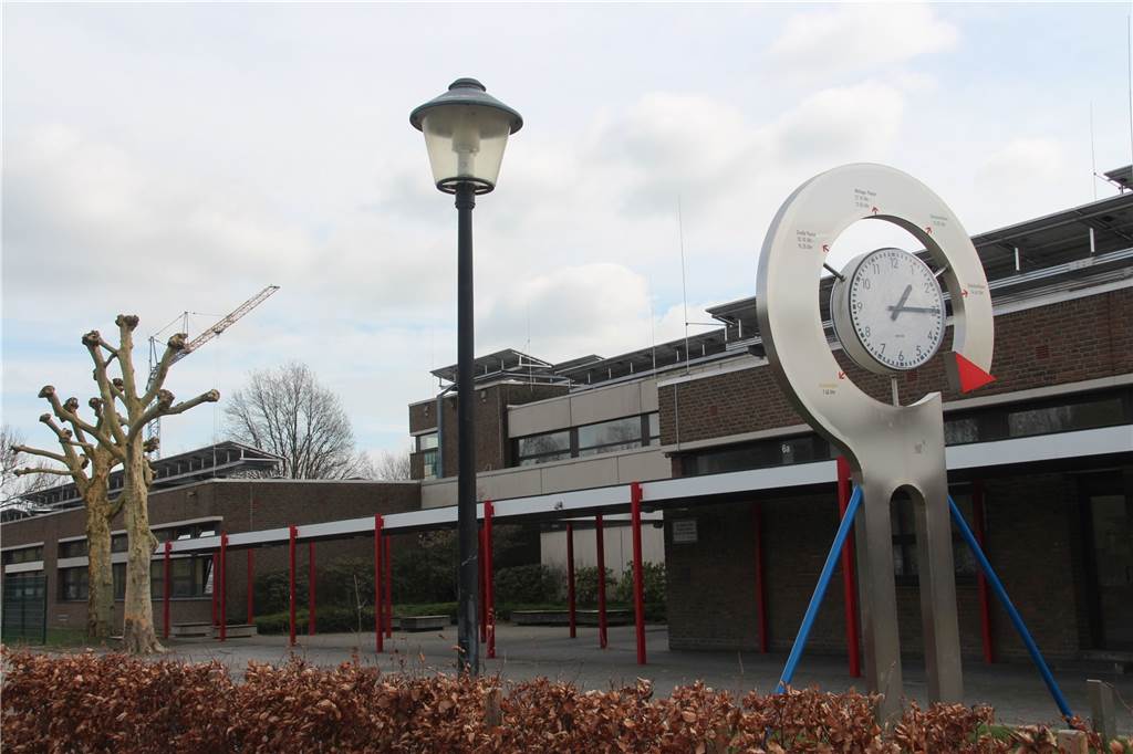 Gesamtschule Nordkirchen hat Raumbedarf: „Oberstufe permanent am Limit“ Die Gemeinde Nordkirchen will die Johann-Conrad-Schlaun-Gesamtschule weiter attraktiv halten, damit sie im Wettbewerb mit den Schulen in den Nachbarkommunen bestehen kann.