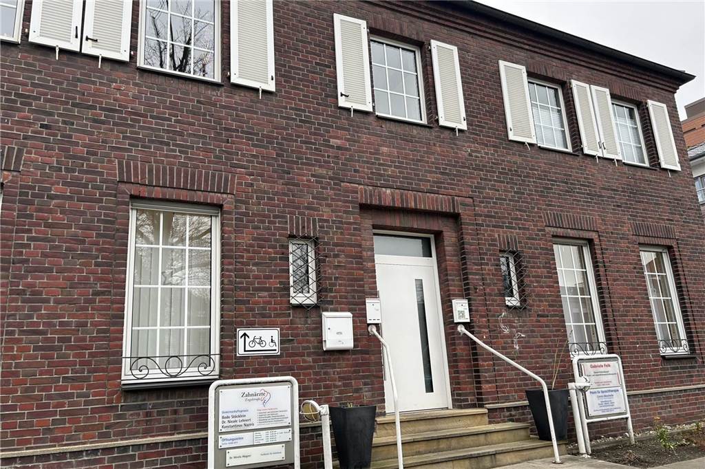 Zahnarzt Bodo Stöcklein legt nach 43 Jahren den Bohrer aus der Hand Haus Engelstraße 5