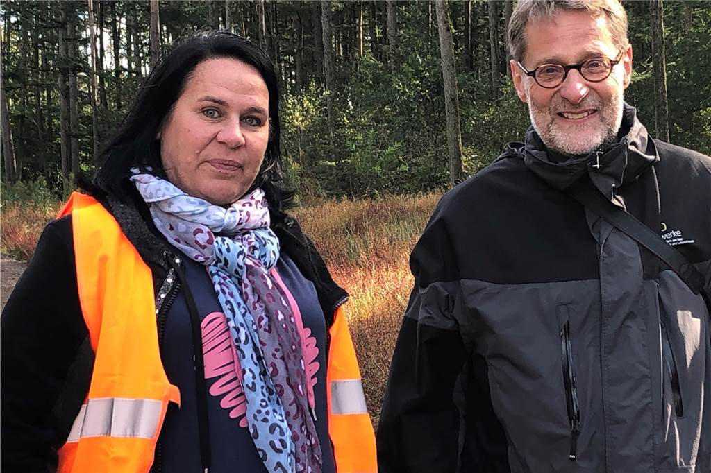 Das sagt der Windturbinenbauer Nordex zum Windrad-Einsturz in Haltern Die Geschäftsführer des Windparks AV 9: Dr. Bernhard Klocke (Stadtwerke Haltern) und Jessica Meier (RAG Montan Immobilien).