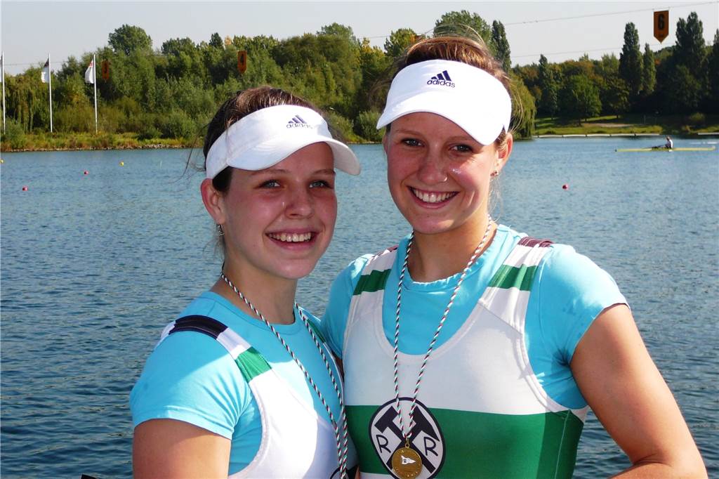 Die Geschwister Margarete (l.) und Magdalena Jakschik ruderten lange für den RV Rauxel.
