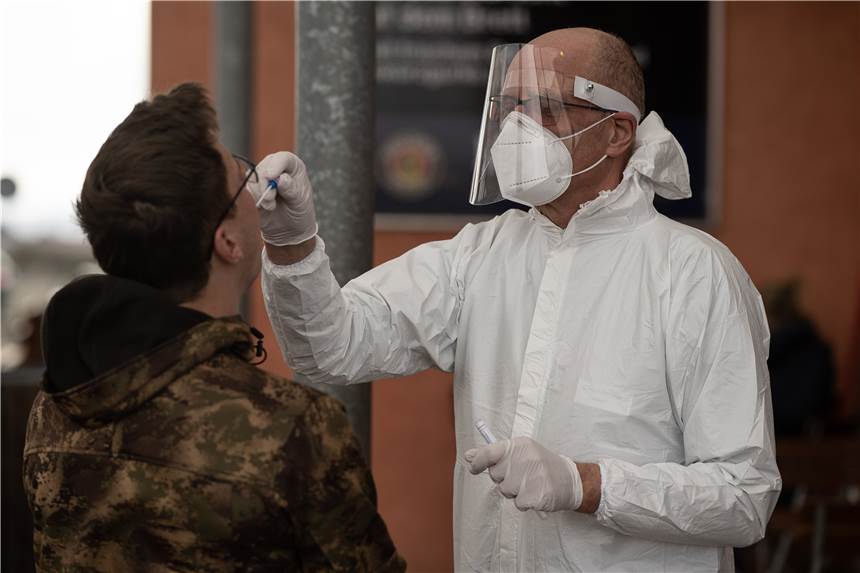 20 Millionen Infektionen seit Pandemie-Beginn: Und nun? Die Gesundheitsämter melden dem RKI binnen eines Tages 252.026 Neuinfektionen