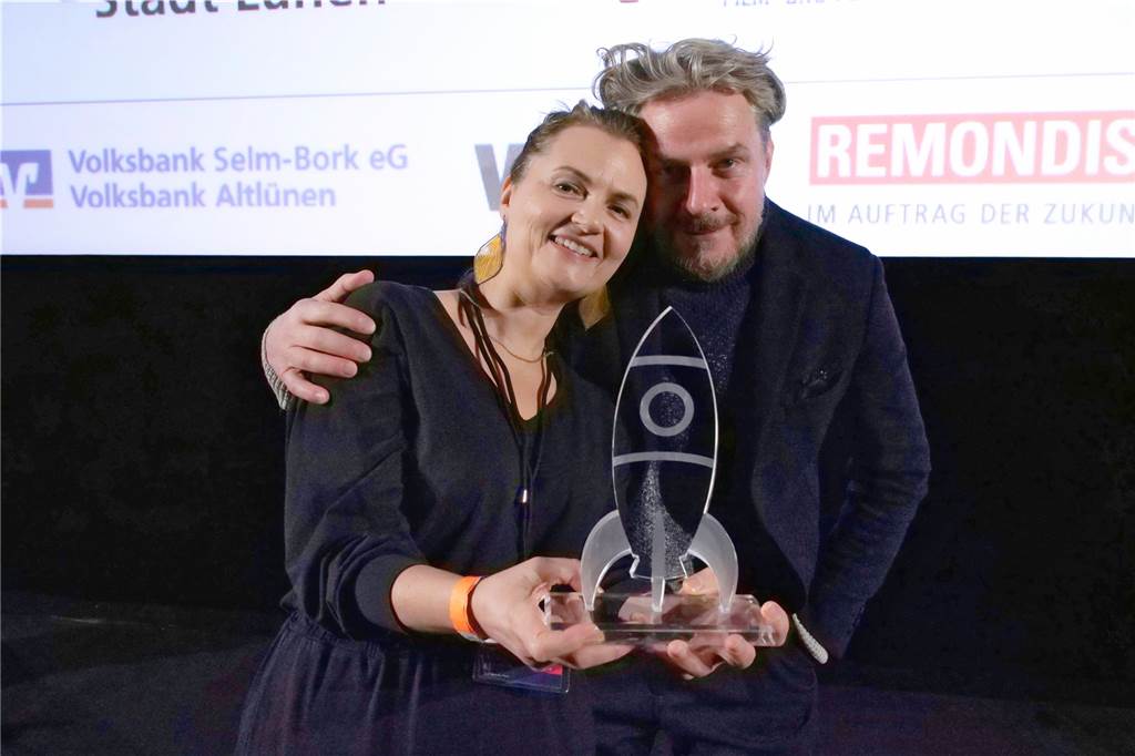 Dokumentarfilme kamen bei Publikum und Schülerjury am besten an Die glücklichen Gewinner des Kinder- und Jugendfilmpreises Rakete: Tine Kugler und Günther Kurth gewannen den Jury-Preis mit "Kalle Kosmonaut".