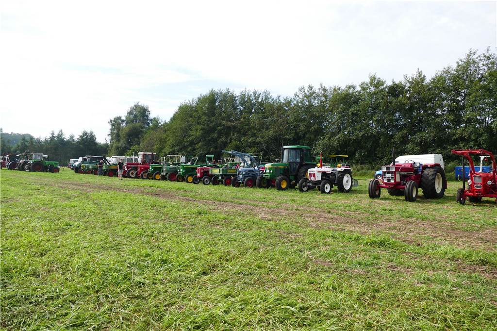 Die Grenzland-Oldies hatten zum Oldtimer-Treffen mit Trecker-Teck eingeladen. Rund 70 alte Fahrzeuge präsentierten sich zwei Tage den Besuchern. 
