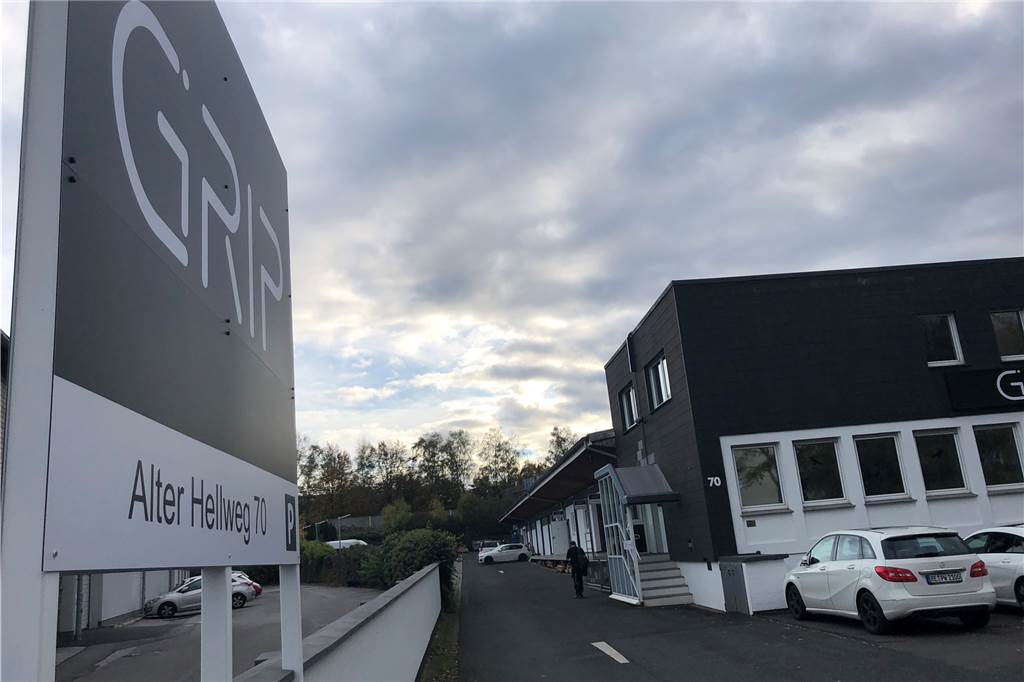 Mit Video: Weltneuheit aus Dortmund soll Roboter in kleine Firmen bringen Die GRIP GmbH beschäftigt am Alten Hellweg in Dortmund 37 Mitarbeiterinnen und Mitarbeiter
