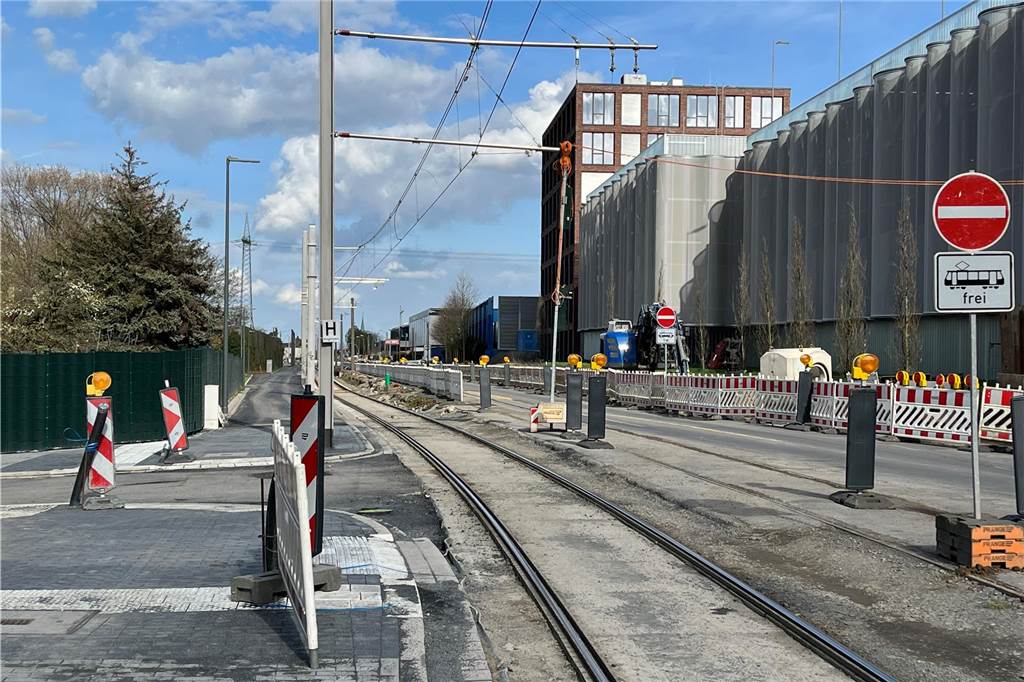 Über den Hellweg nach Wickede - ein Selbsttest Die Großbaustelle am Asselner Hellweg