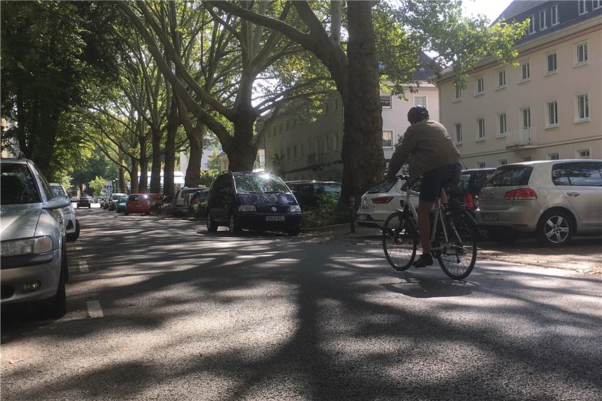 Radschnellweg vor Baustart – Fördergeld soll „ordentlich Rückenwind“ geben Die Große-Heim-Straße im Kreuzviertel soll zur Fahrradstraße werden - und damit das erste Teilstück des Radschnellwegs Ruhr in Dortmund.