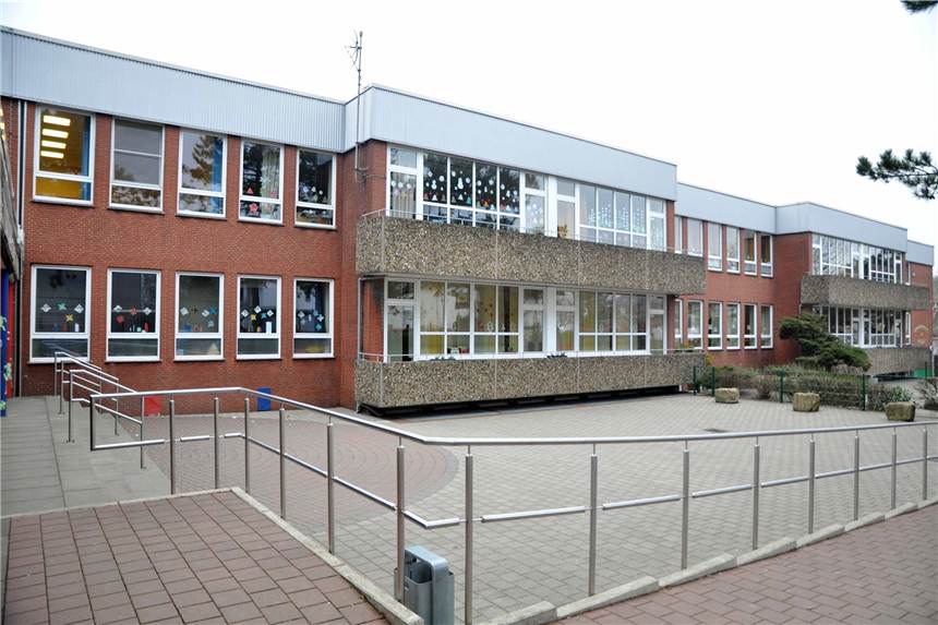 Coronafall an Grundschule in Castrop-Rauxel: Quarantäne verordnet Die Grundschule am Hügel in Castrop.