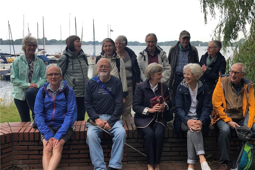 Die jungen Alten werden 10: Breites Angebot für Menschen ab 55 Die Gruppe 55+ ist oft unterwegs, hier auf einem Ausflug nach Xanten am Niederrhein..