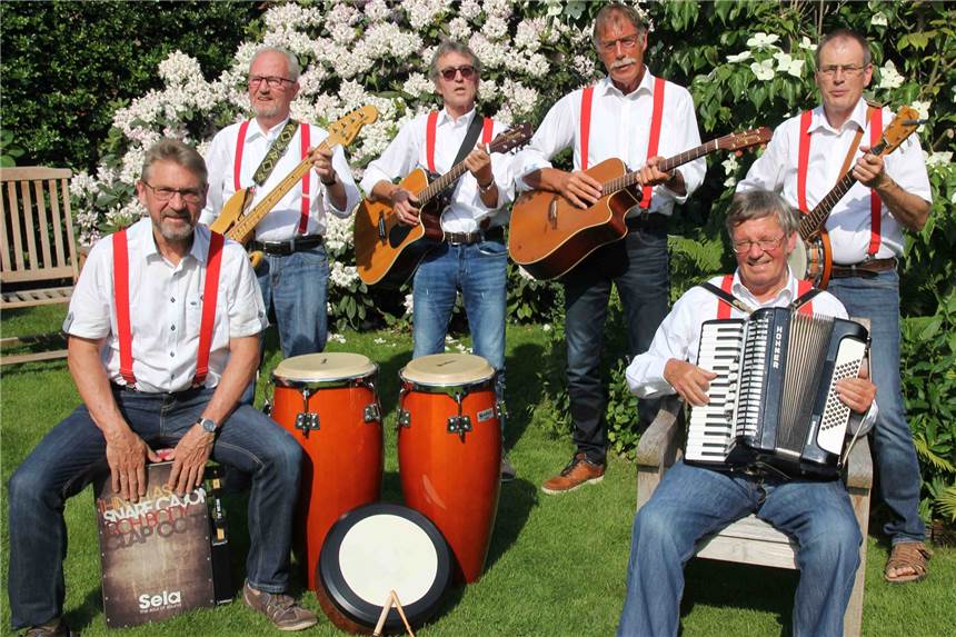 Reihe „Kultur in der Hofanlage“ im Stadtpark Vreden startet „up Platt“ Die Gruppe "Mannslöh" sorgt für die musikalische Unterhaltung beim Plattdeutschen Nachmittag in der Hofanlage im Vredener Stadtpark.