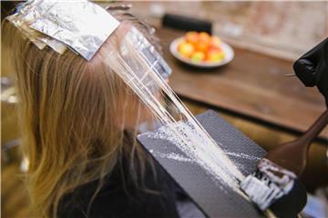 Die Haarfärbetechnik Sombre sorgt für fließende Farbkontraste. Foto: Gregor Fischer