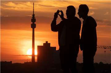Die Halde am Phoenix-See ist ein schöner Aufenthaltsort in Dortmund. Doch es gibt weitere tolle Ausflugsziele fürs Pfingstwochenende in der Region.