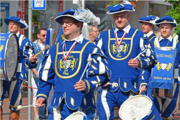 Die Halterner Fanfaren, um den Vorsitzenden Sven Döbber (v.), wären an diesem Wochenende beim Karneval im Einsatz gewesen.