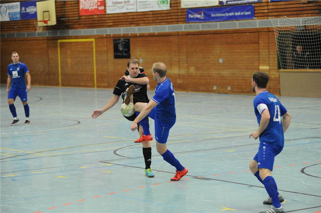 Die Halterner Hallenfußball-Stadtmeisterschaft 2022 ist in vollem Gange.