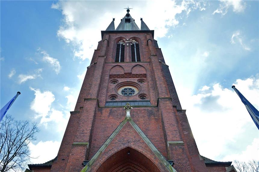 In St. Sixtus ticken die Uhren sonntags anders Die Halterner Sixtus-Kirche.