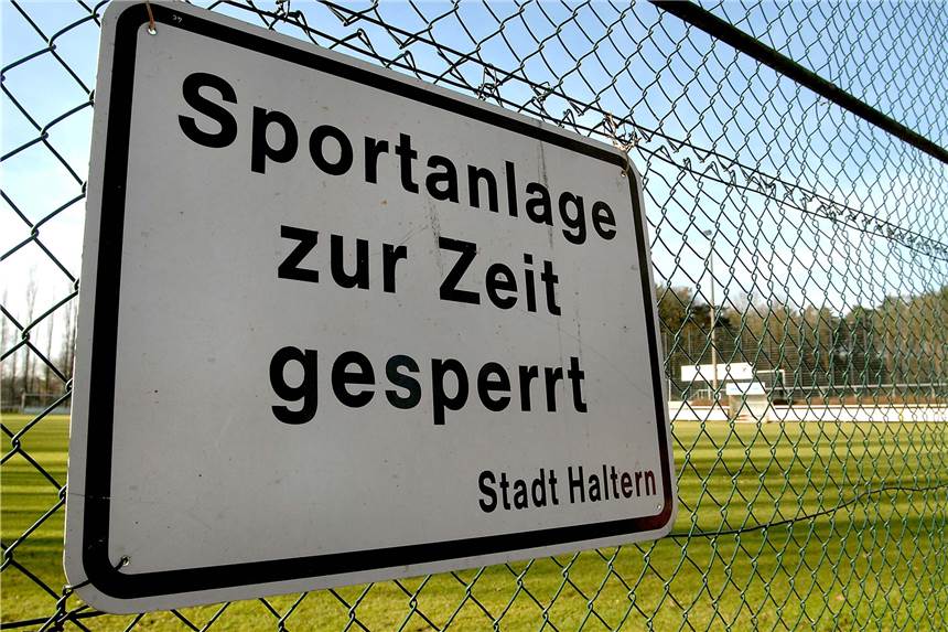 Kein Fußball in Haltern: Stadt sperrt alle Sportplätze am Wochenende Die Halterner Sportplätze bleiben am Wochenende gesperrt.
