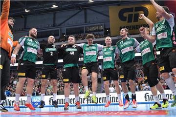 Die Handballer der TSV Hannover-Burgdorf spekulieren auf den erstmaligen Gewinn des DHB-Pokals. Foto: Silas Stein
