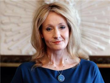 Die «Harry Potter»-Autorin J. K. Rowling erzählt die Erfolgs-Geschichte um Zauberer Harry Potter weiter. Foto: Lewis Whyld / Pa Wire