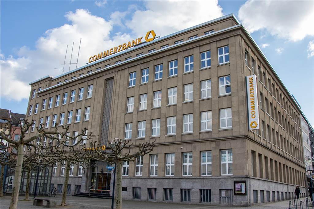 Große Bank schließt dauerhaft 3 Filialen in Dortmund Die Hauptfiliale der Commerzbank am Hansaplatz bleibt bestehen.