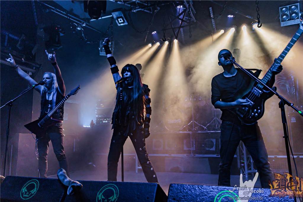 Rock-Legende kommt: So viele Top-Acts wie noch nie im Vinylcafe Heavy Metal mit Velvet Viper