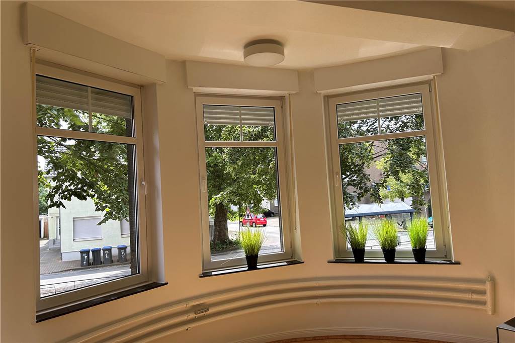 Bestattungshaus Medding: Umzug nach 91 Jahren bietet mehr Möglichkeiten Die hellen Räume in der alten Villa in der Altstadt bieten eine freundliche Atmosphäre.