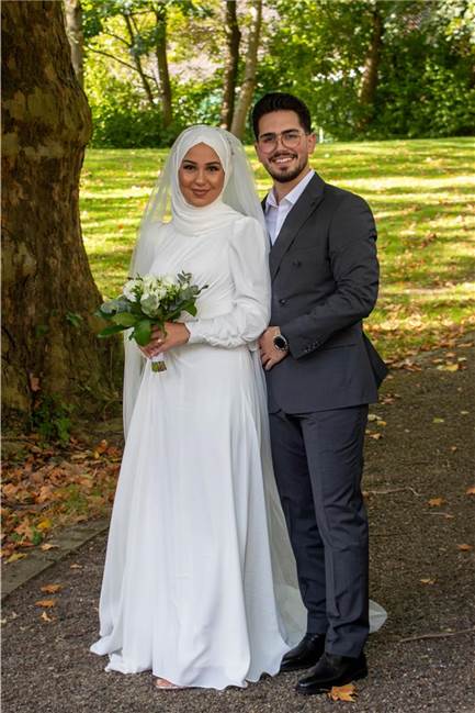 Meliha Sahin und Mert Genc heiraten nach Antrag auf halber Strecke Die Hochzeitsreise führt Meliha (geborene Sahin) und Mert Genc nach Thailand.