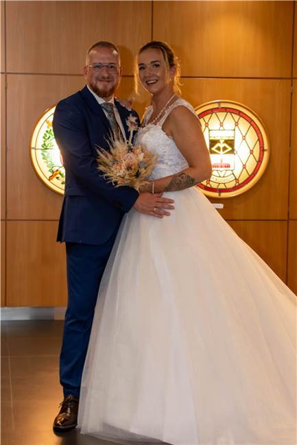 Monique Gronau und Michael Maurer heiraten nach Antrag an Heiligabend Die Hochzeitsreise haben Monique (geborene Gronau) und Michael Maurer bereits vor der Trauung absolviert. Für vier Wochen waren sie in Ägypten.