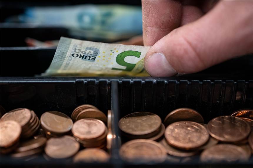 Viele Menschen haben Existenzsorgen Die hohe Inflation sorgt bei immer mehr Menschen für ernste Existenzängste.