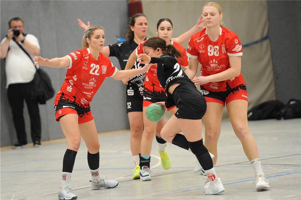 Die HSG Schwerte/Westhofen hat gegen den HC TuRa Bergkamen mit 26:29 verloren.