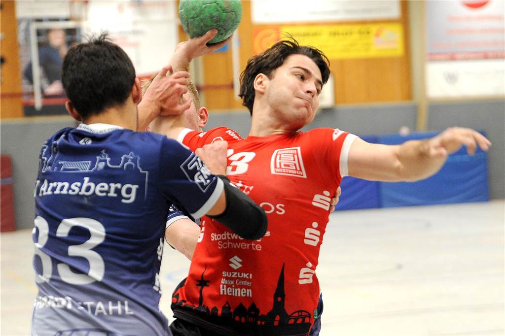 Die HSG Schwerte/Westhofen hat gegen den TV Arnsberg mit 30:29 gewonnen.
