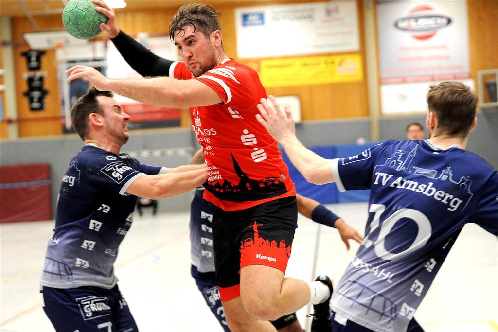Die HSG Schwerte/Westhofen hat gegen den TV Arnsberg mit 30:29 gewonnen.