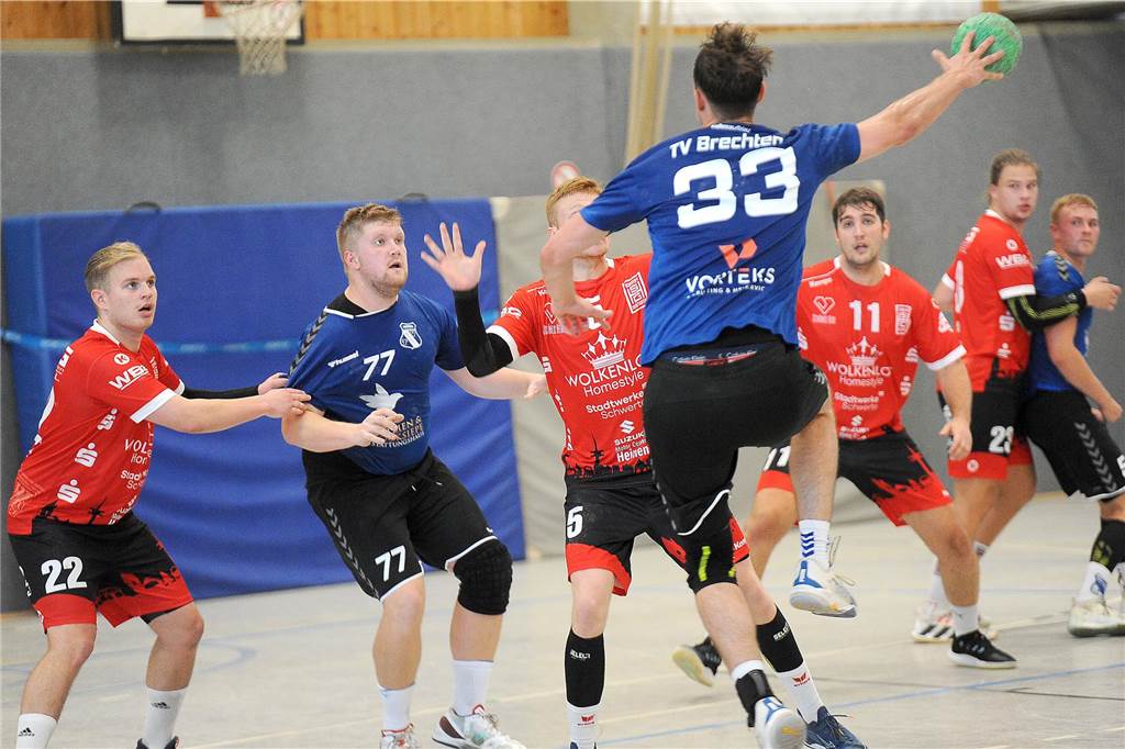 Die HSG Schwerte/Westhofen hat gegen die 2. Mannschaft TV Brechten mit 23:22 gewonnen.