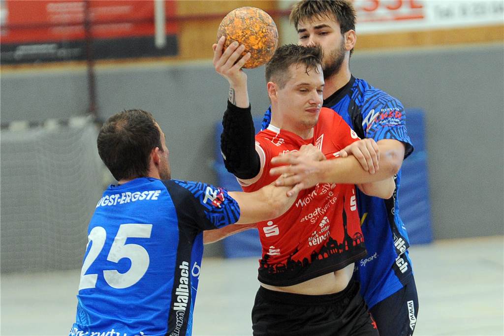 Die HSG Schwerte/Westhofen hat gegen die HVE Villigst-Ergste II mit 25:26 verloren.