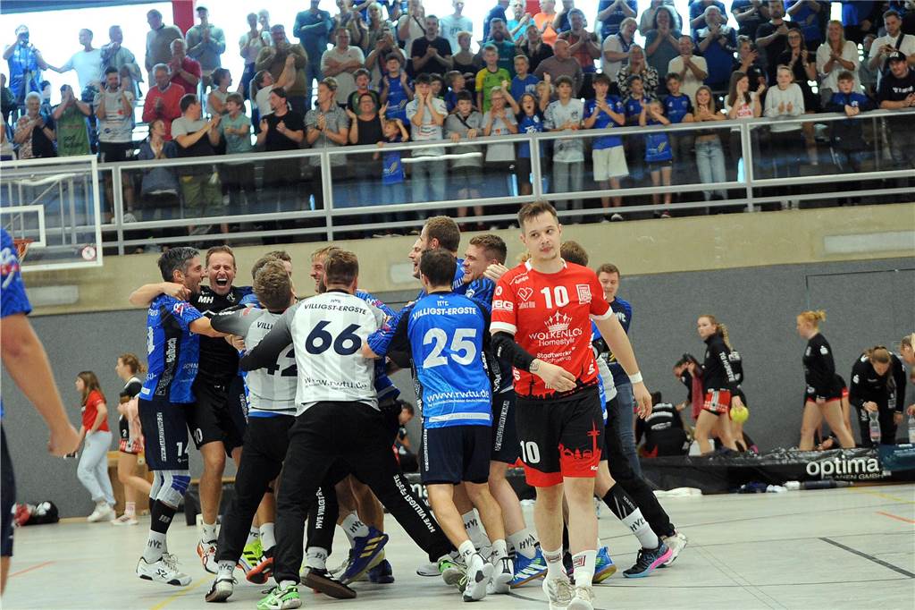 Die HSG Schwerte/Westhofen hat gegen die HVE Villigst-Ergste II mit 25:26 verloren.