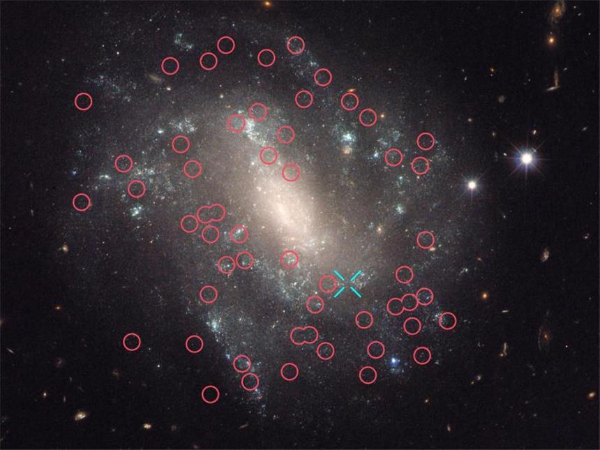 Das Weltall wächst schneller als erwartet Die Hubble-Konstante: Dieses Bild des Hubble-Teleskopes einer Galaxie wird dazu genutzt, um die Ausdehnung des Universums zu bestimmen. Foto: Nasa Handout