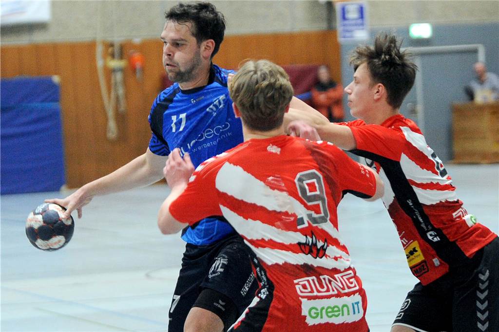 Die HVE Villigst-Ergste hat gegen die 2. Mannschaft der SG Schalksmühle/Halver Dragons mit 32:19 gewonnen.