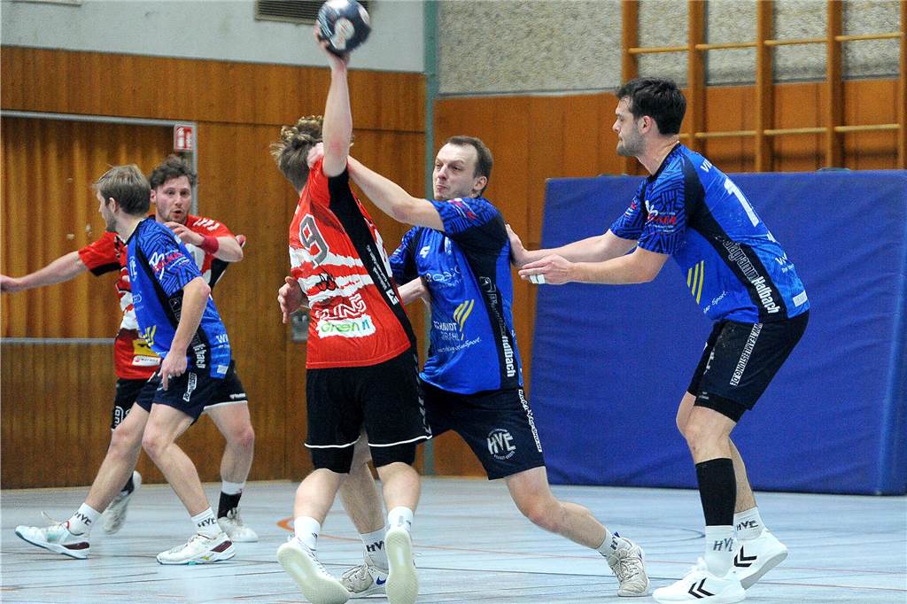 Die HVE Villigst-Ergste hat gegen die 2. Mannschaft der SG Schalksmühle/Halver Dragons mit 32:19 gewonnen.