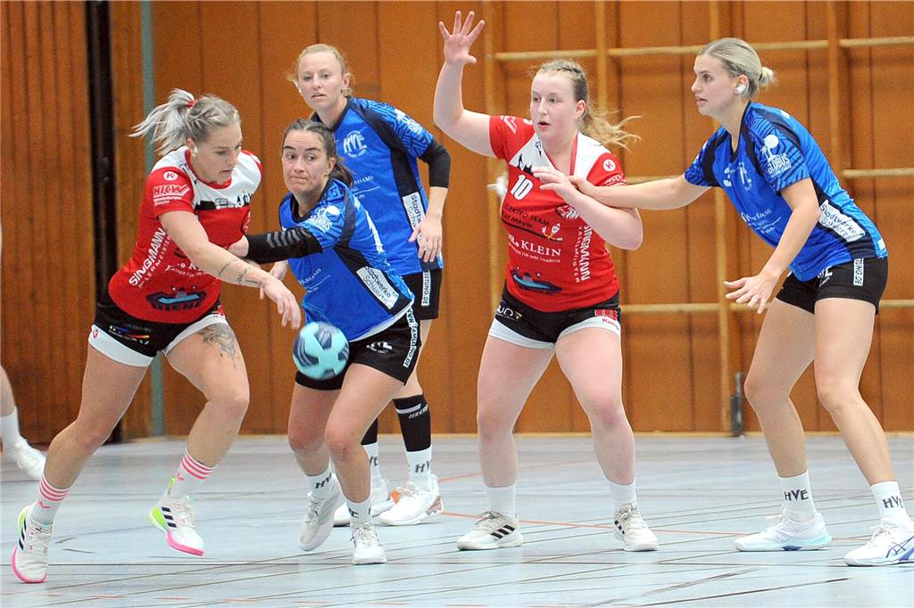Die HVE Villigst-Ergste hat gegen die HSG Hohenlimburg mit 30:26 gewonnen.
