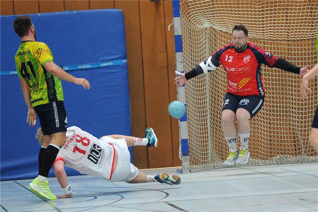 Die HVE Villigst-Ergste hat mit 30:27 gegen die 2. Mannschaft des TuS Ferndorf gewonnen.