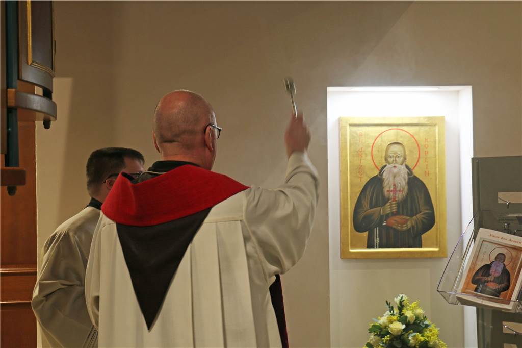 Ikone „Vater der Armen“ gesegnet - Pater äußert sich zum Missbrauchsskandal Die Ikone: Das Abbild des seligen Anicet Koplin wurde vom Ikonenmaler Pater Franz Beer gefertigt.