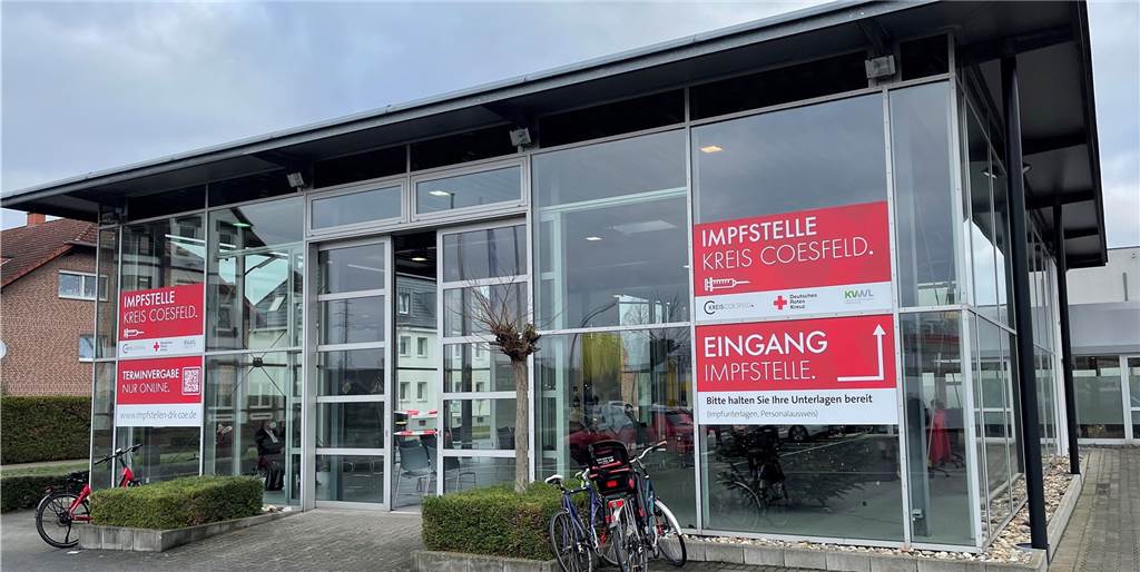 Impfstelle Lüdinghausen hat neuen Impfstoff, kann aber nicht loslegen Die Impfstelle des Kreises Coesfeld in Lüdinghausen ist wiedereröffnet. Geimpft wird samstags.