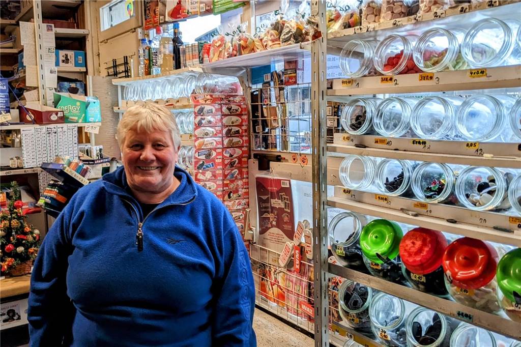 Annettes Kult-Kiosk in Holsterhausen schließt Tresen-Fenster für immer Annette Winkler